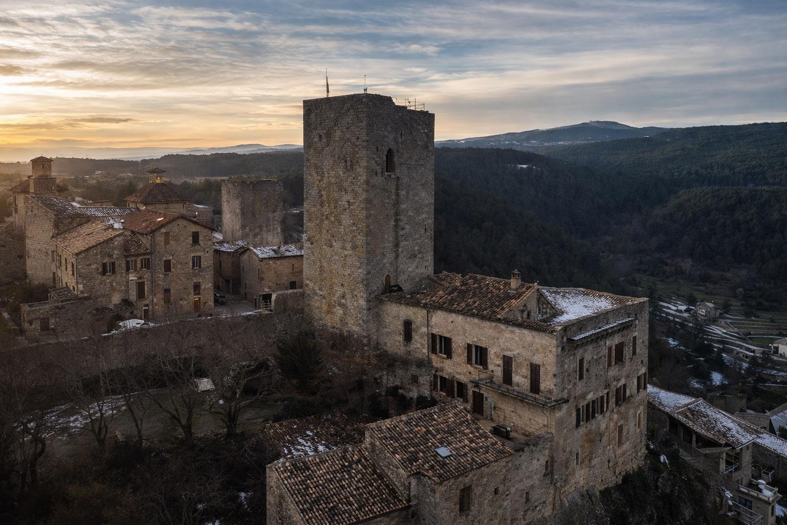 Château de Montréal - Montréal (Ardèche)