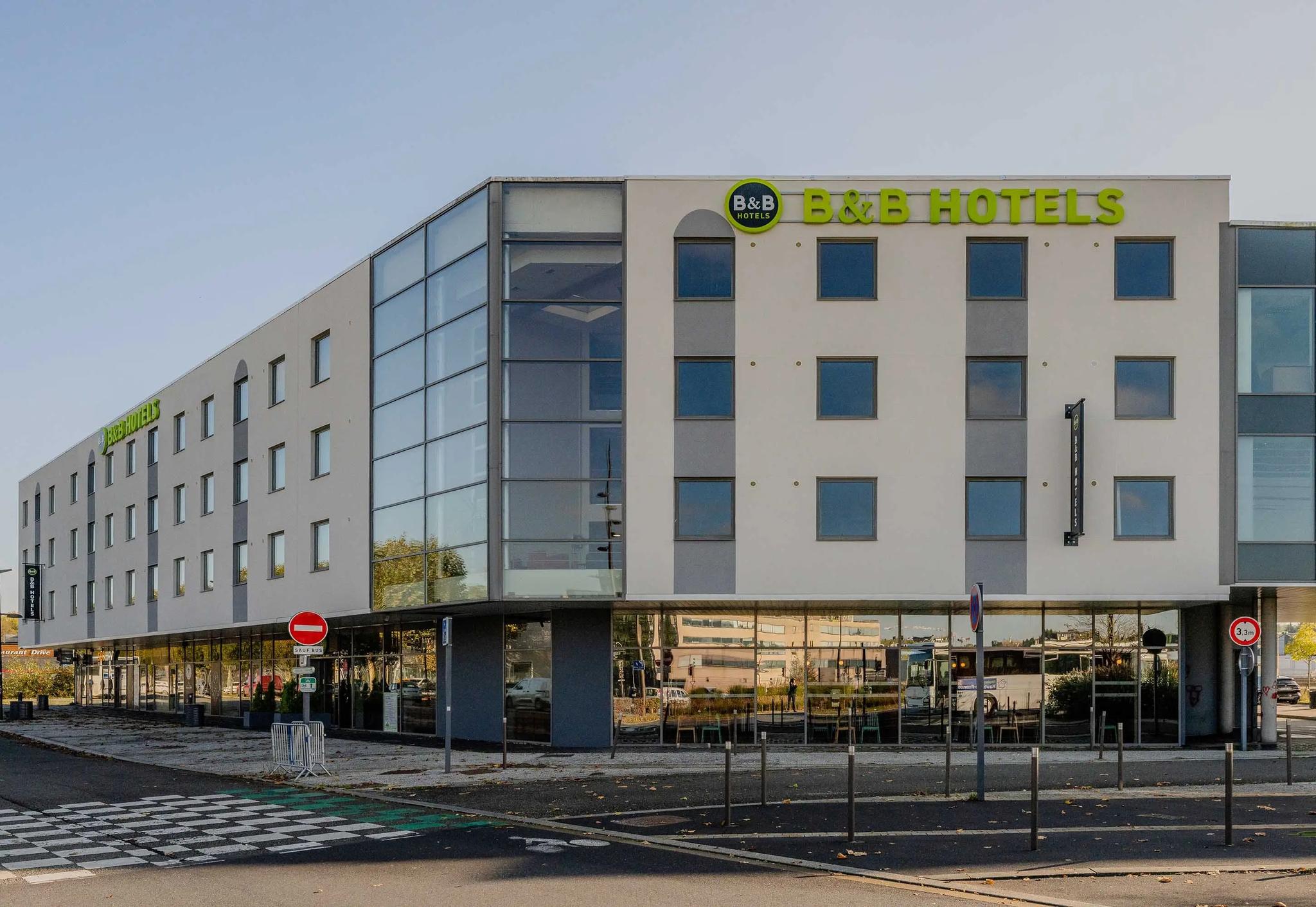 B and B Hôtel Maubeuge Gare - Maubeuge (Nord)
