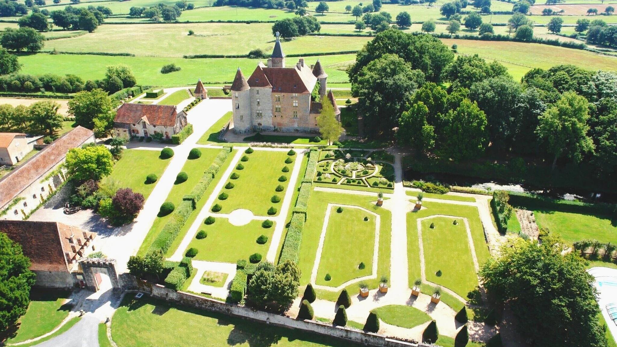 Château de Beauvoir - Saint-Pourçain-sur-Besbre (Allier)