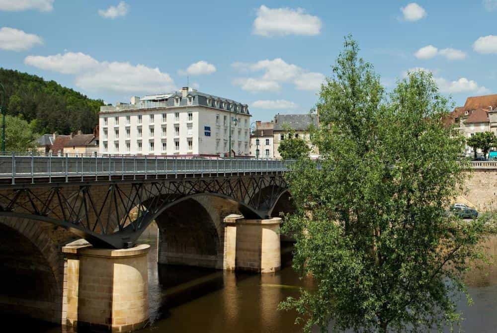 Main photo