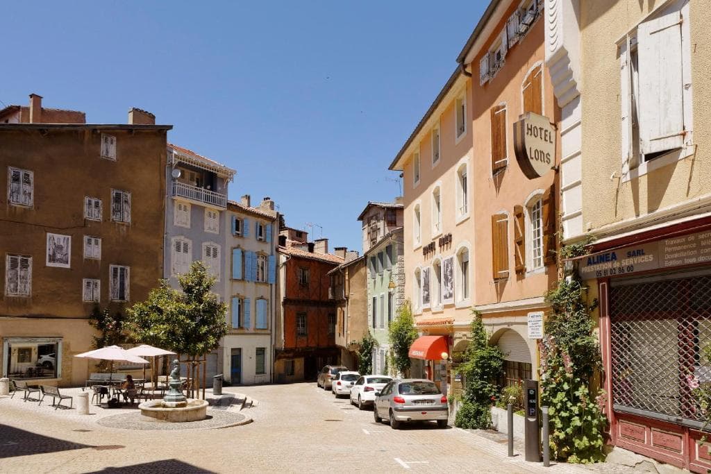 Hôtel Lons - Foix (Ariège)