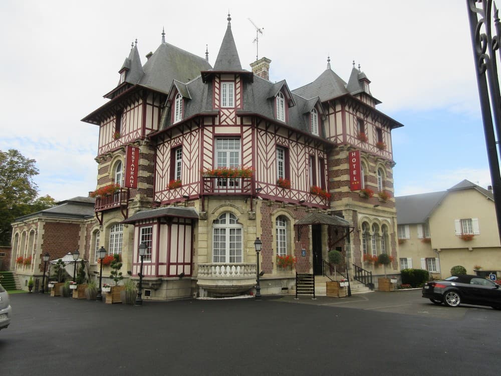 Manoir Saint Eloi - Noyon (Oise)