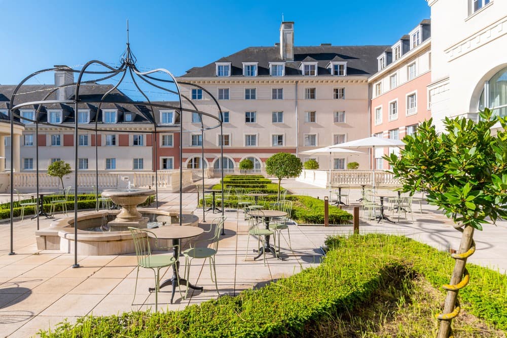 Dream Castle Paris - Magny-Le-Hongre (Seine-et-Marne)