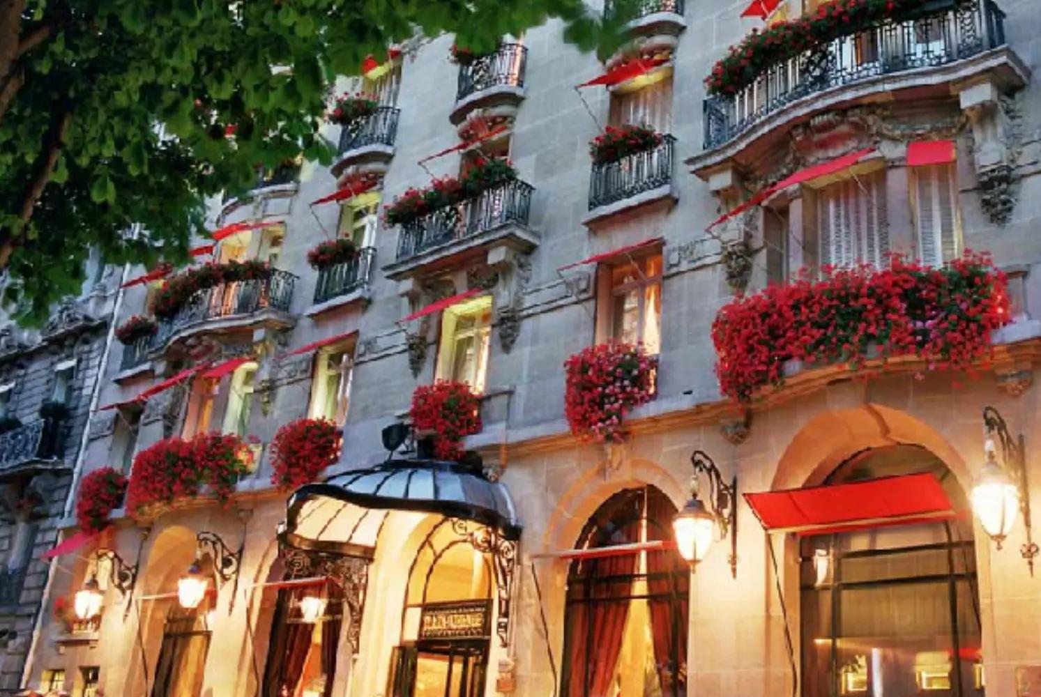 Plaza Athénée Paris - Paris (Paris)