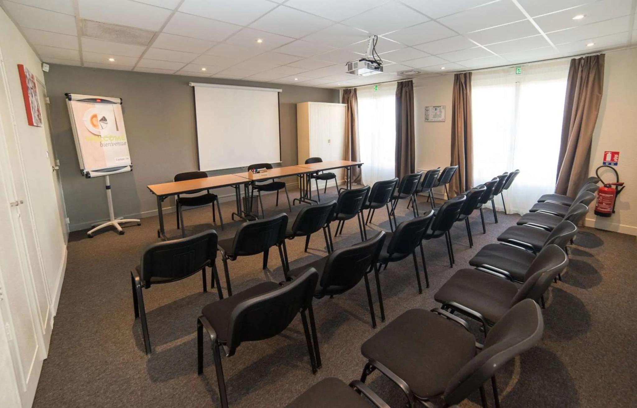 Campanile Agen - Agen (Lot-et-Garonne)