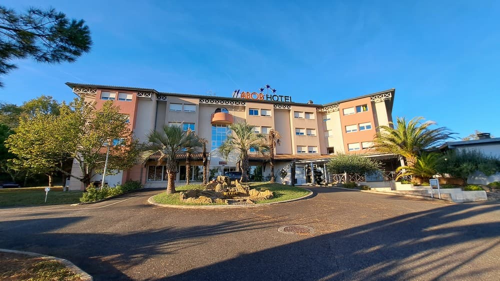 Hôtel Abor - Saint-Pierre-du-Mont (Landes)