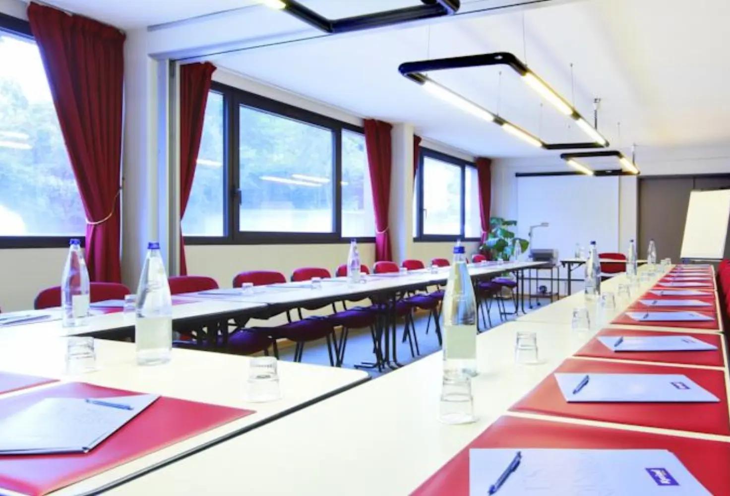 Kyriad Strasbourg Sud Lingolsheim - Lingolsheim (Bas-Rhin)