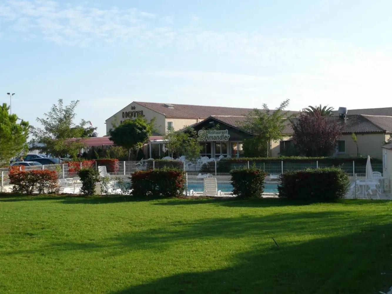 Hôtel Le Pavillon - Villeneuve-lès-Béziers (Hérault)