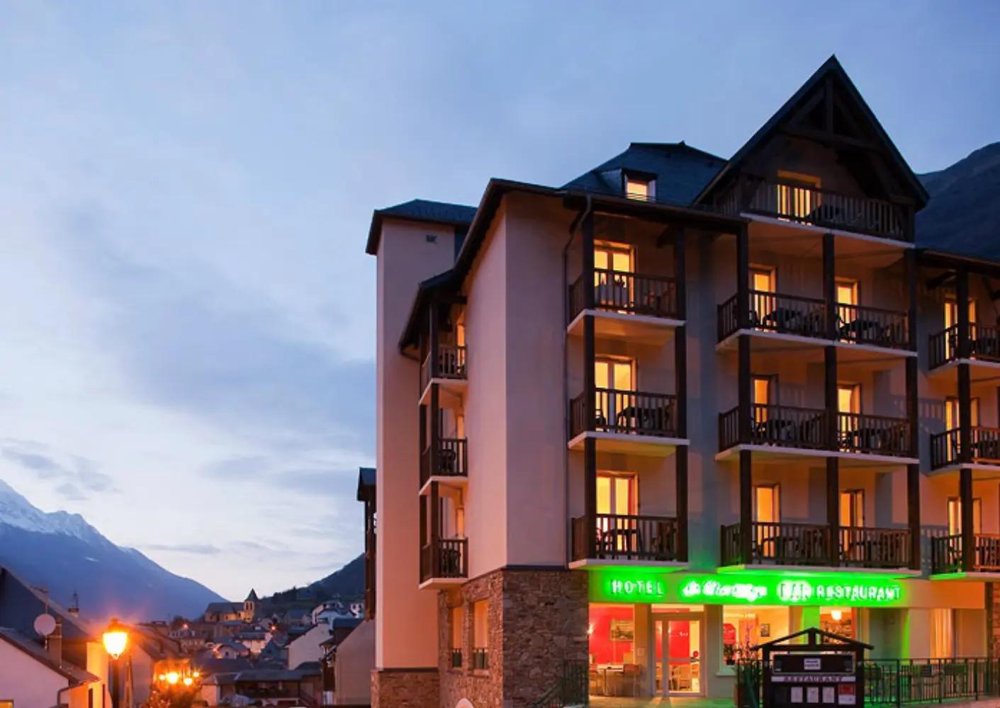 Hôtel Montaigu - Luz-Saint-Sauveur (Hautes-Pyrénées)