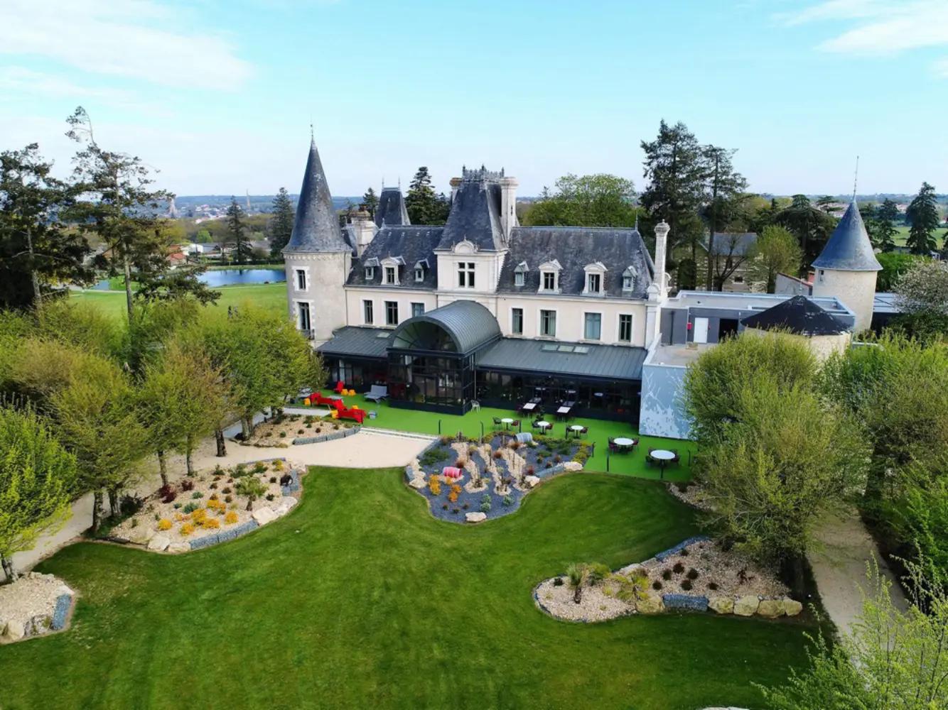 Château de la Barbinière - Saint-Laurent-sur-Sèvre (Vendée)