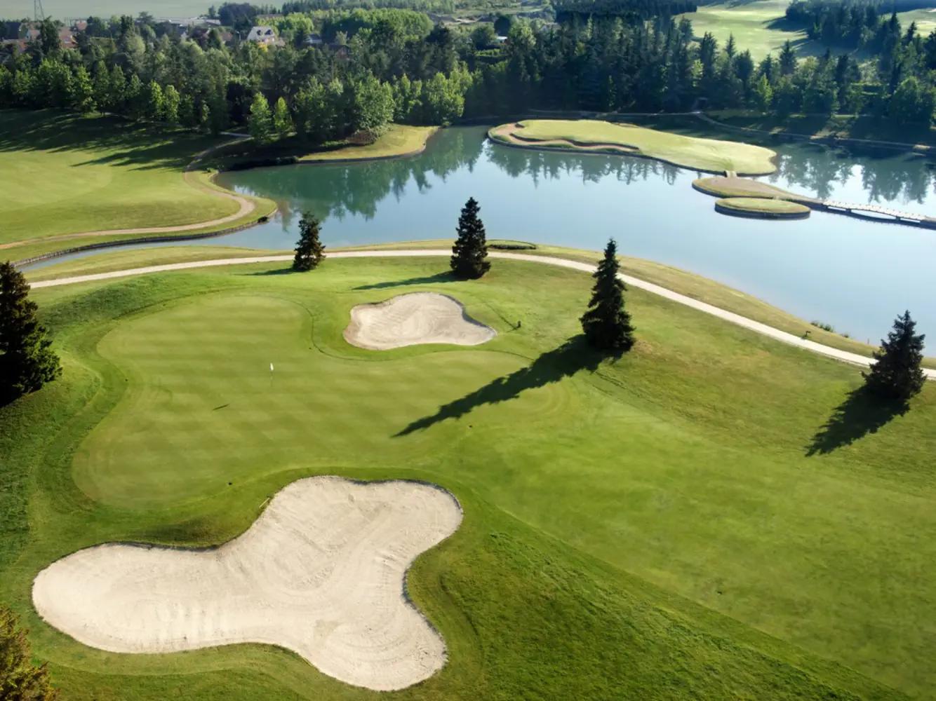 Le Golf Parc Robert Hersant - La Chaussée d’Ivry (Eure-et-Loir)