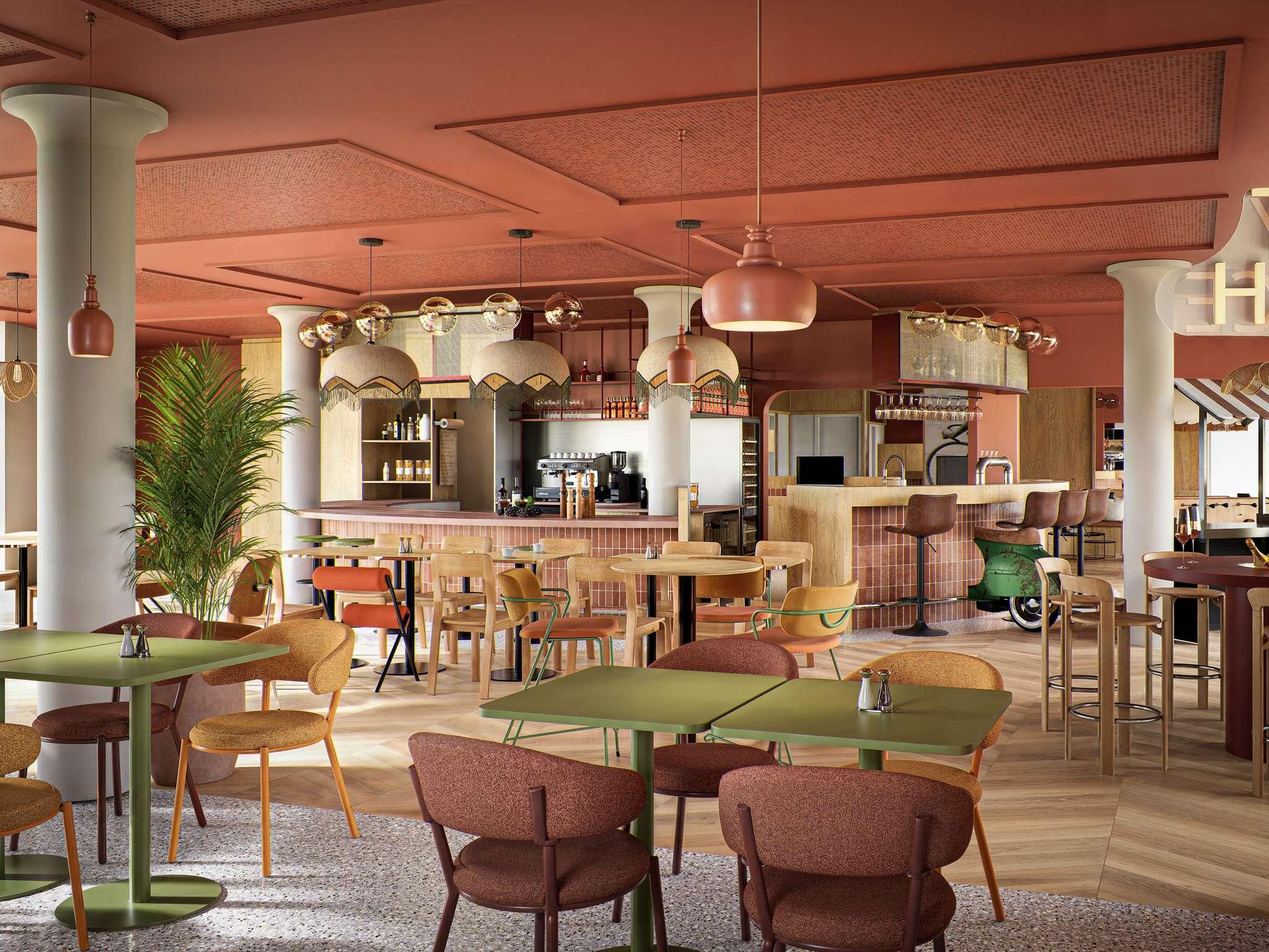 Ibis Styles Annecy Le Vieux - Annecy (Haute-Savoie)