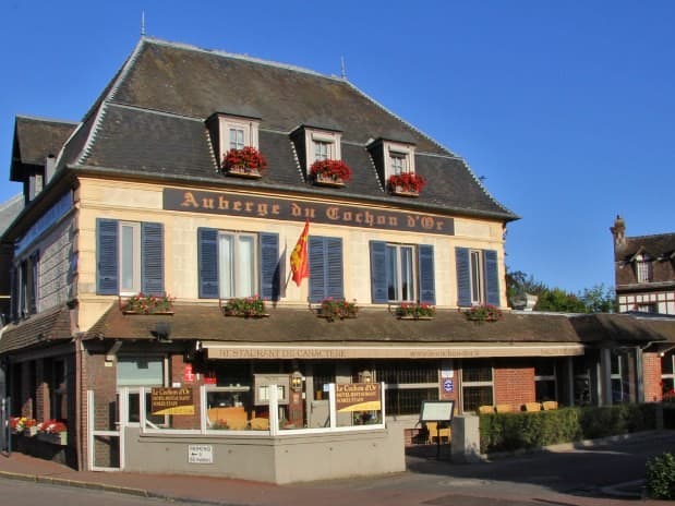 Hôtel Restaurant Le Cochon d'Or - Beuzeville (Eure)