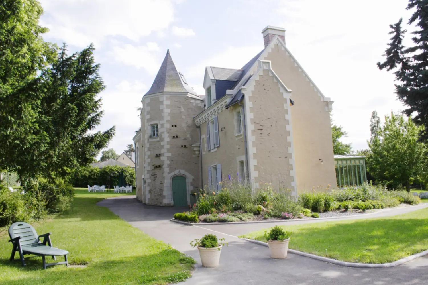 Centre Bouëssé - La Garenne - Mûrs-Erigné (Maine-et-Loire)
