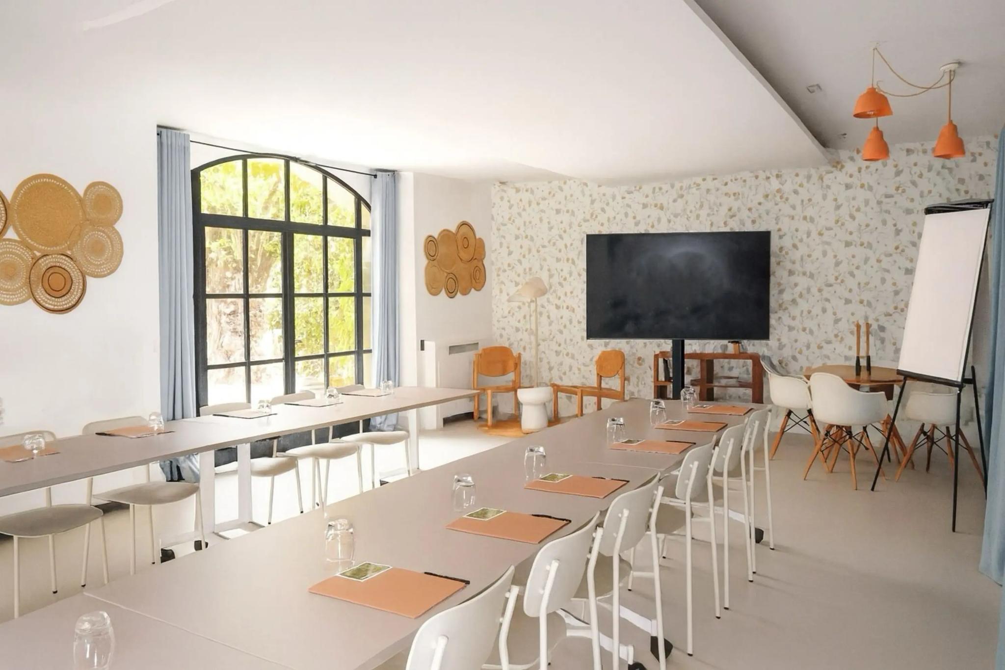Domaine de Fontenille - Lauris (Vaucluse)