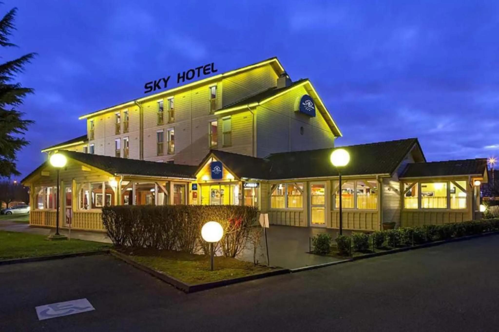 Sky Hotel Goussainville Charles de Gaulle - Goussainville (Val-d'Oise)