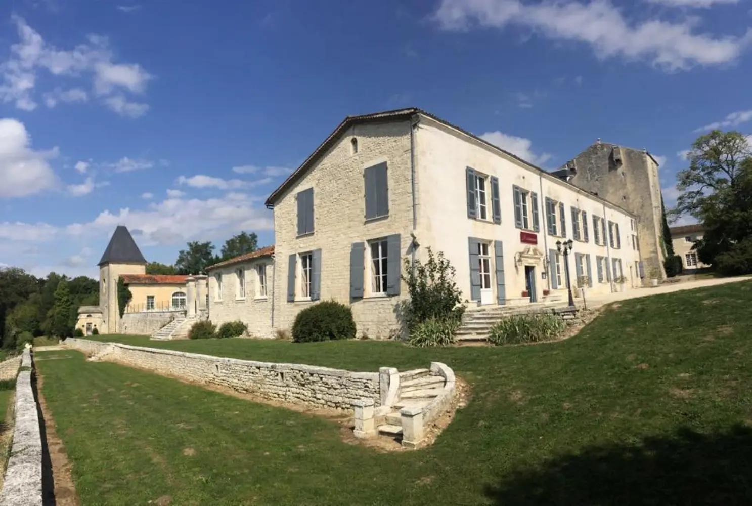 Château de Laléard - Saint-Hilaire-de-Villefranche (Charente-Maritime)