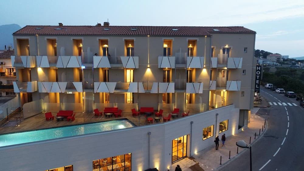 Hôtel Méditerranée - Calvi (Corse 2A-2B)