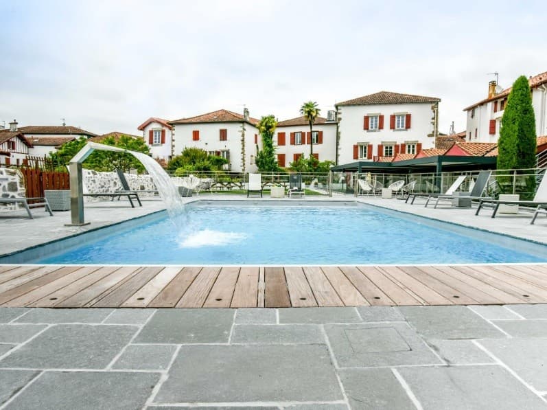 Hôtel Restaurant Euzkadi - Espelette (Pyrénées-Atlantiques)