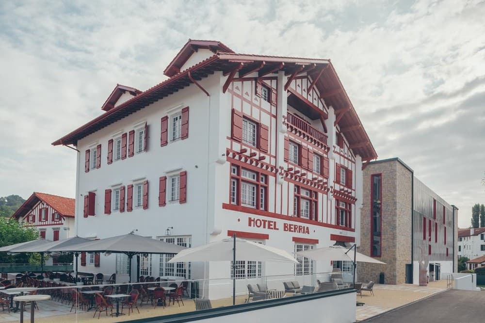 Hôtel Restaurant Trinquet Berria - Hasparren (Pyrénées-Atlantiques)