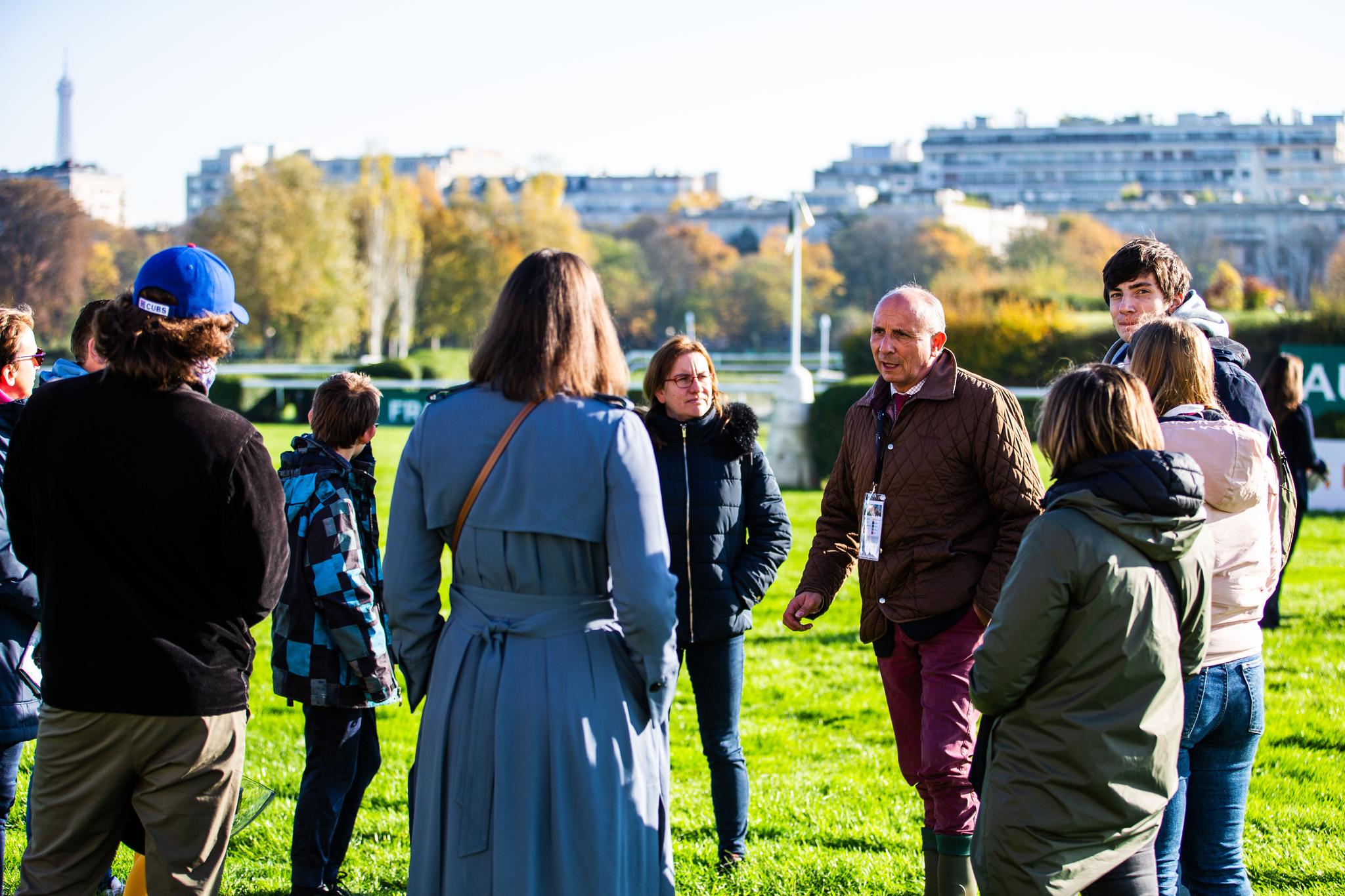 Visite d'un hippodrome et/ou des obstacles - Paris (Paris)
