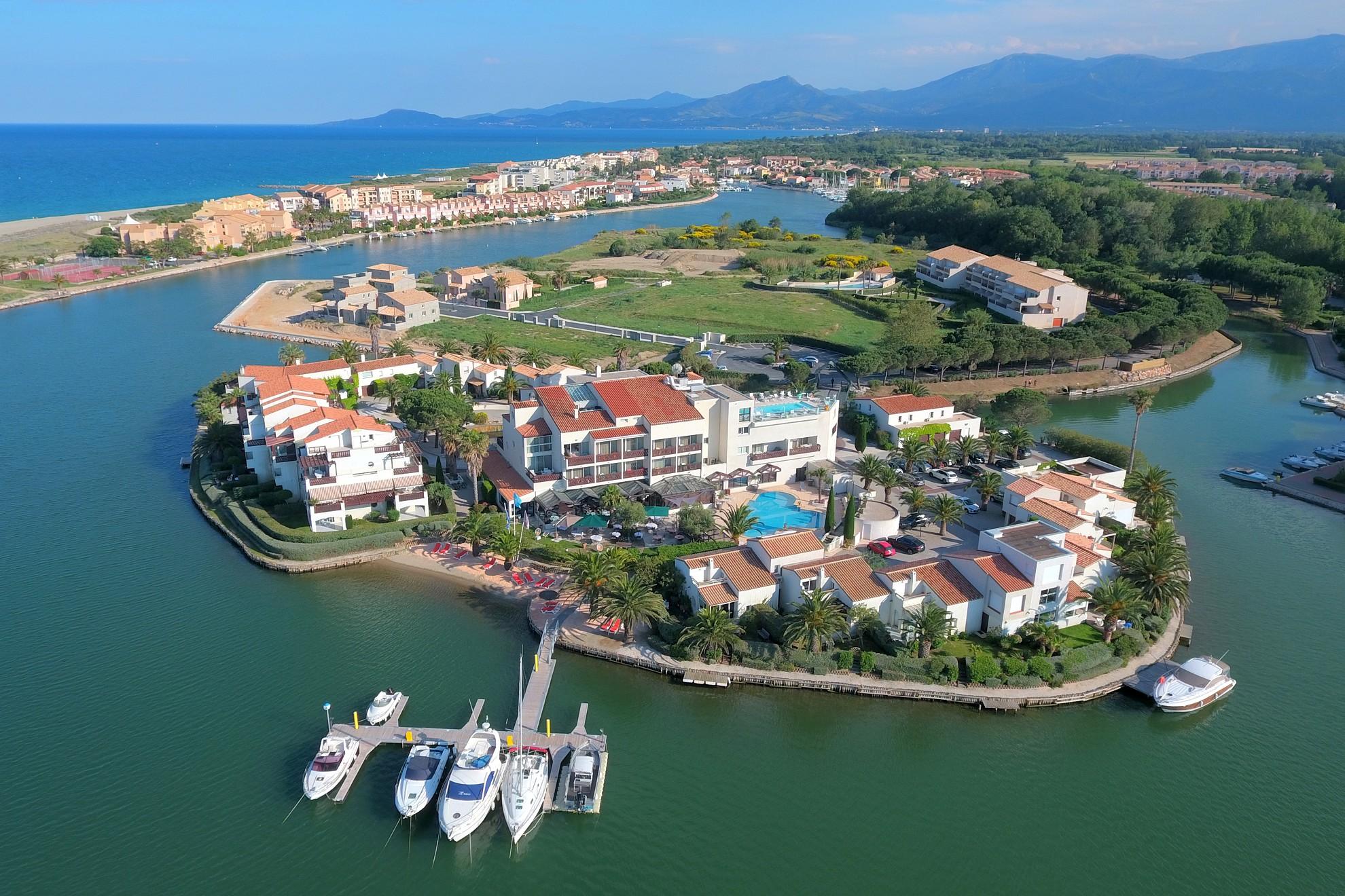 Hotel L'Ile de La Lagune - Saint-Cyprien (Pyrénées-Orientales)