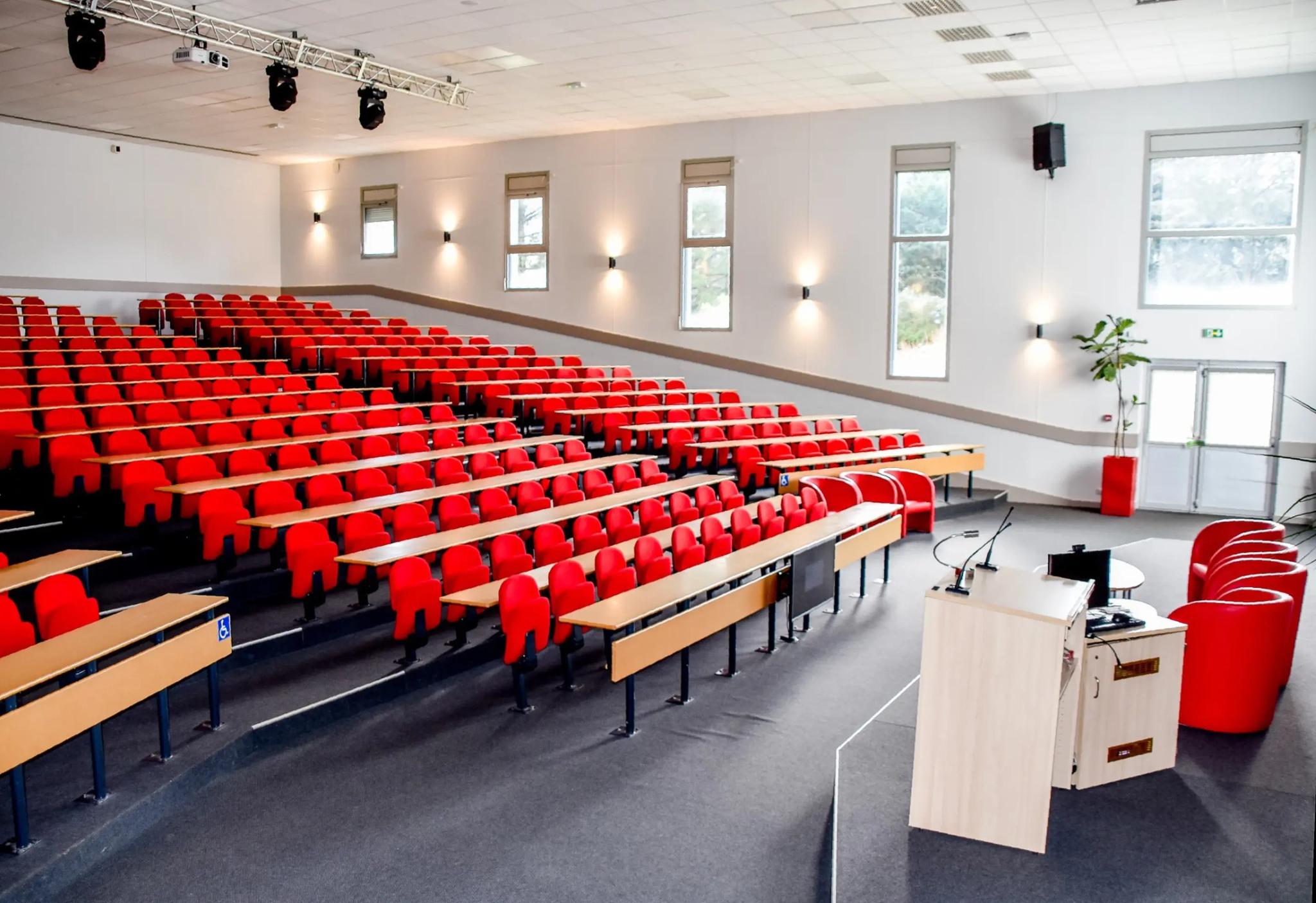 Campus ESSCA Angers - ANGERS 49000 (Maine-et-Loire)