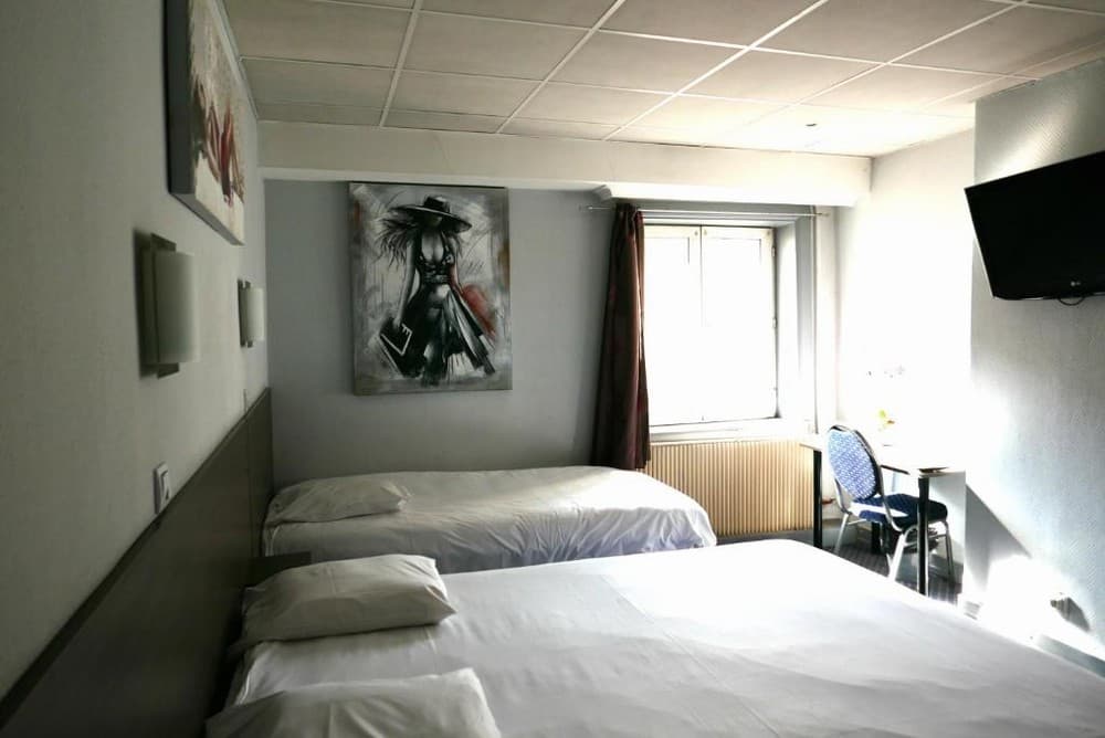 Photo 3