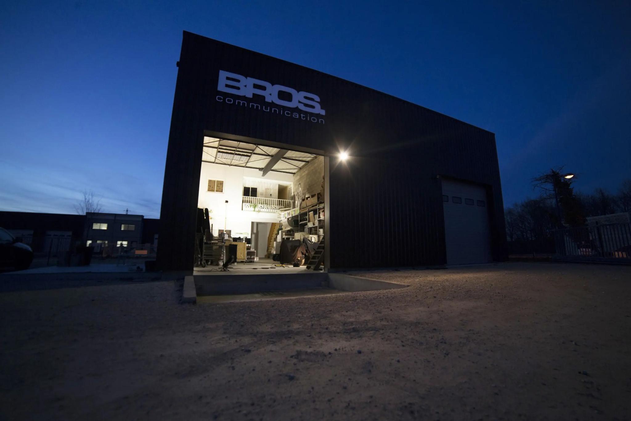 Bros Communication - OLIVET (Loiret)
