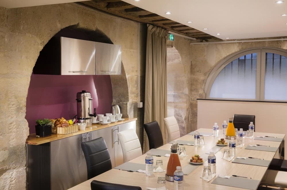 Hotel Jacques De Molay - Paris (Paris)