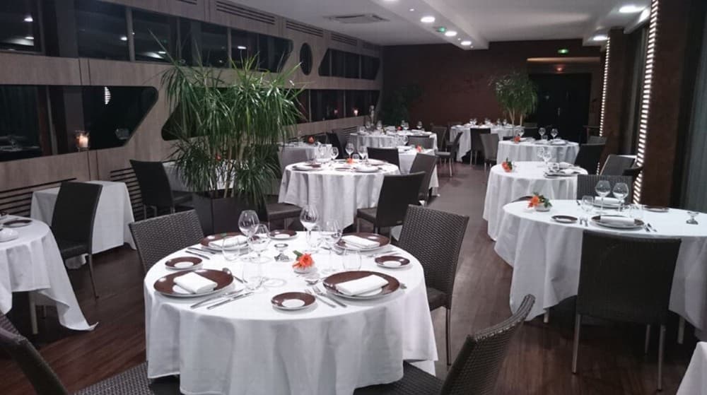 Le Restaurant du Pont de Jons - JONS (Rhône)