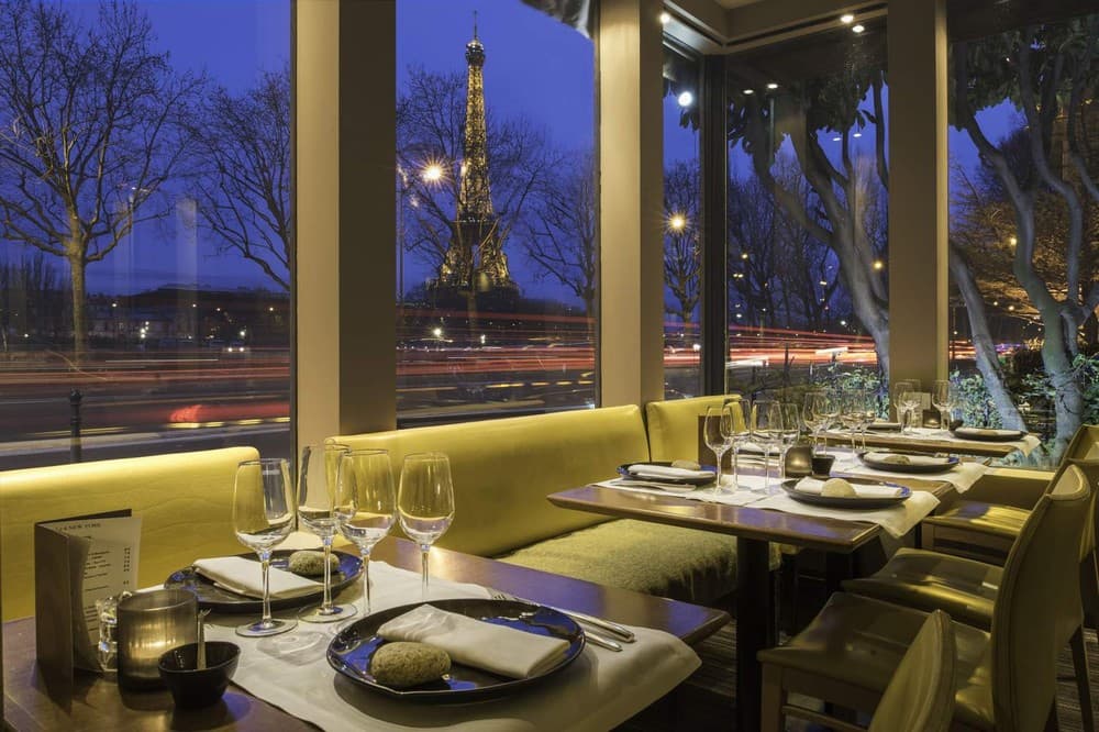 6 New York - PARIS (Paris)