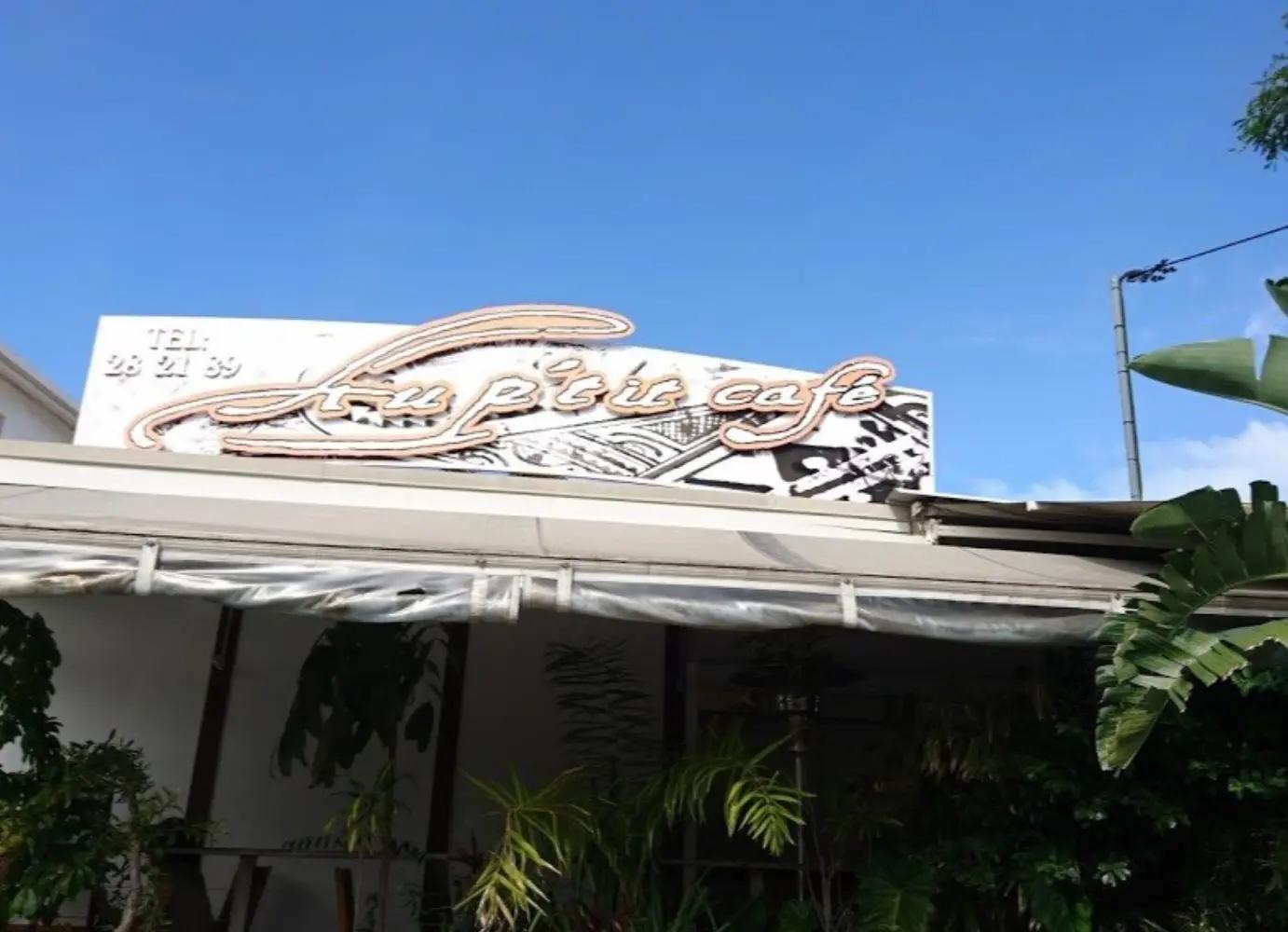 Au P’tit Café - NOUMEA (Monaco)