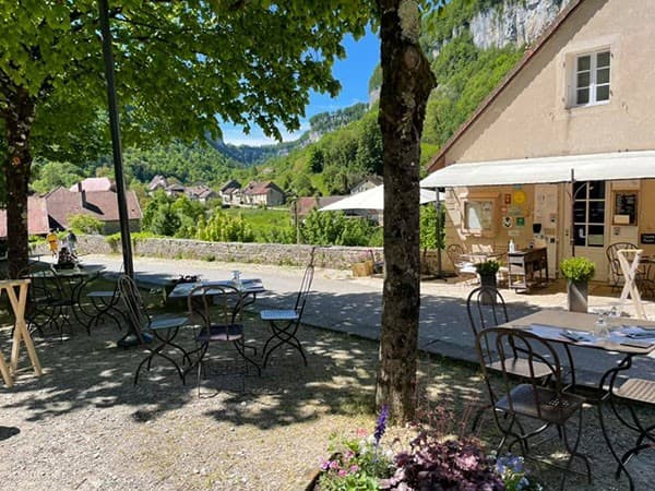Le Grand Jardin - BAUME-LES-MESSIEURS (Jura)