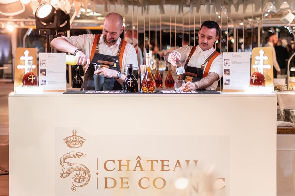 FINE, bar événementiel - ANNECY (Haute-Savoie)