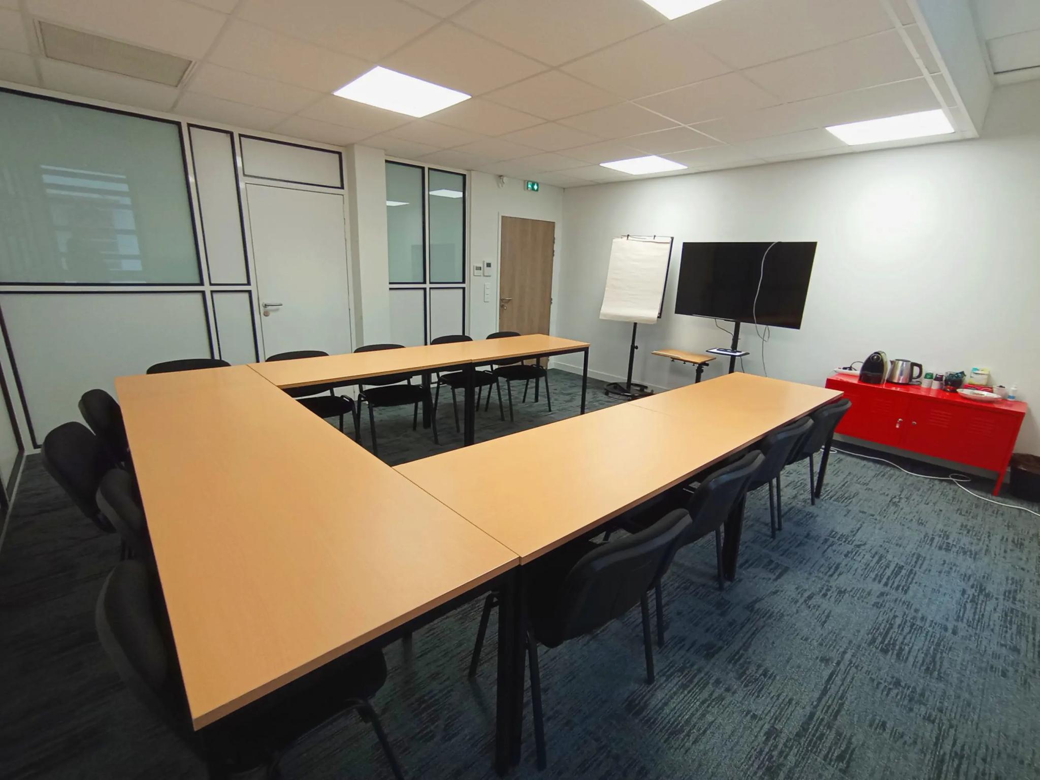 Centre d'affaires Marianne - BEZANNES (Marne)