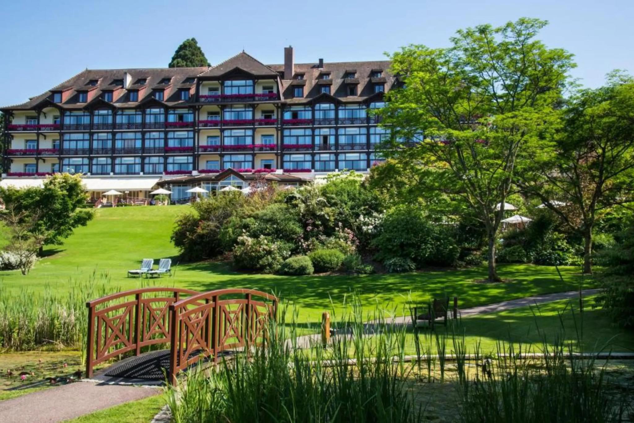 Hôtel Ermitage - ÉVIAN-LES-BAINS (Haute-Savoie)