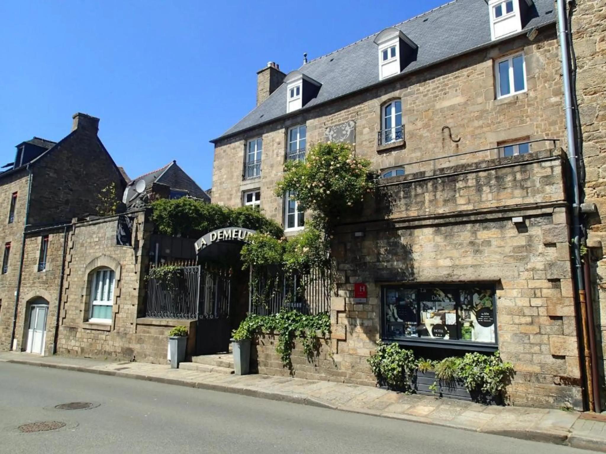 Hôtel La Demeure - GUINGAMP (Côtes-d'Armor)