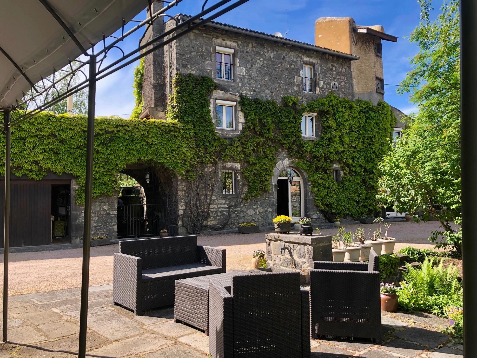 Le Moulin des Poètes - MALAUZAT (Puy-de-Dôme)