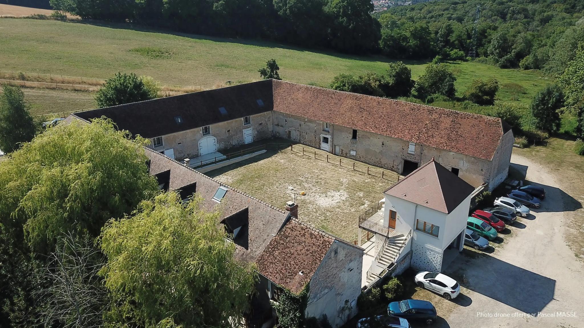 Ferme Historique Jean de La Fontaine - Chierry (Aisne)