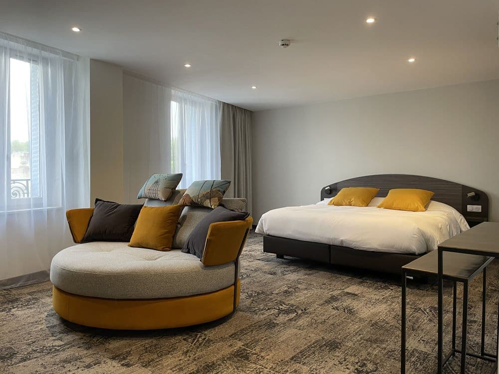 Brit Hotel Privilège Vichy Centre - Hôtel De Grignan - VICHY (Allier)