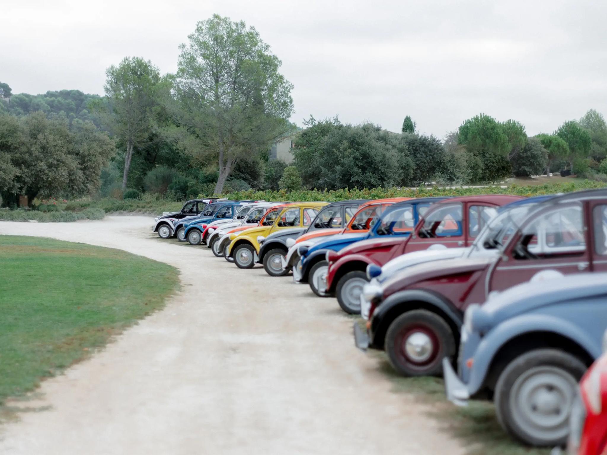 Oh My Deuche - LA BASTIDE-DES-JOURDANS (Vaucluse)