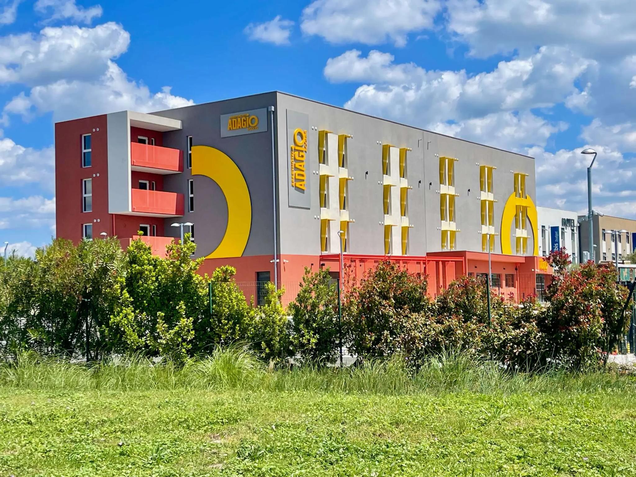 Aparthotel Adagio Access Porte de Camargue - Saint-Martin-de-Crau (Bouches-du-Rhône)