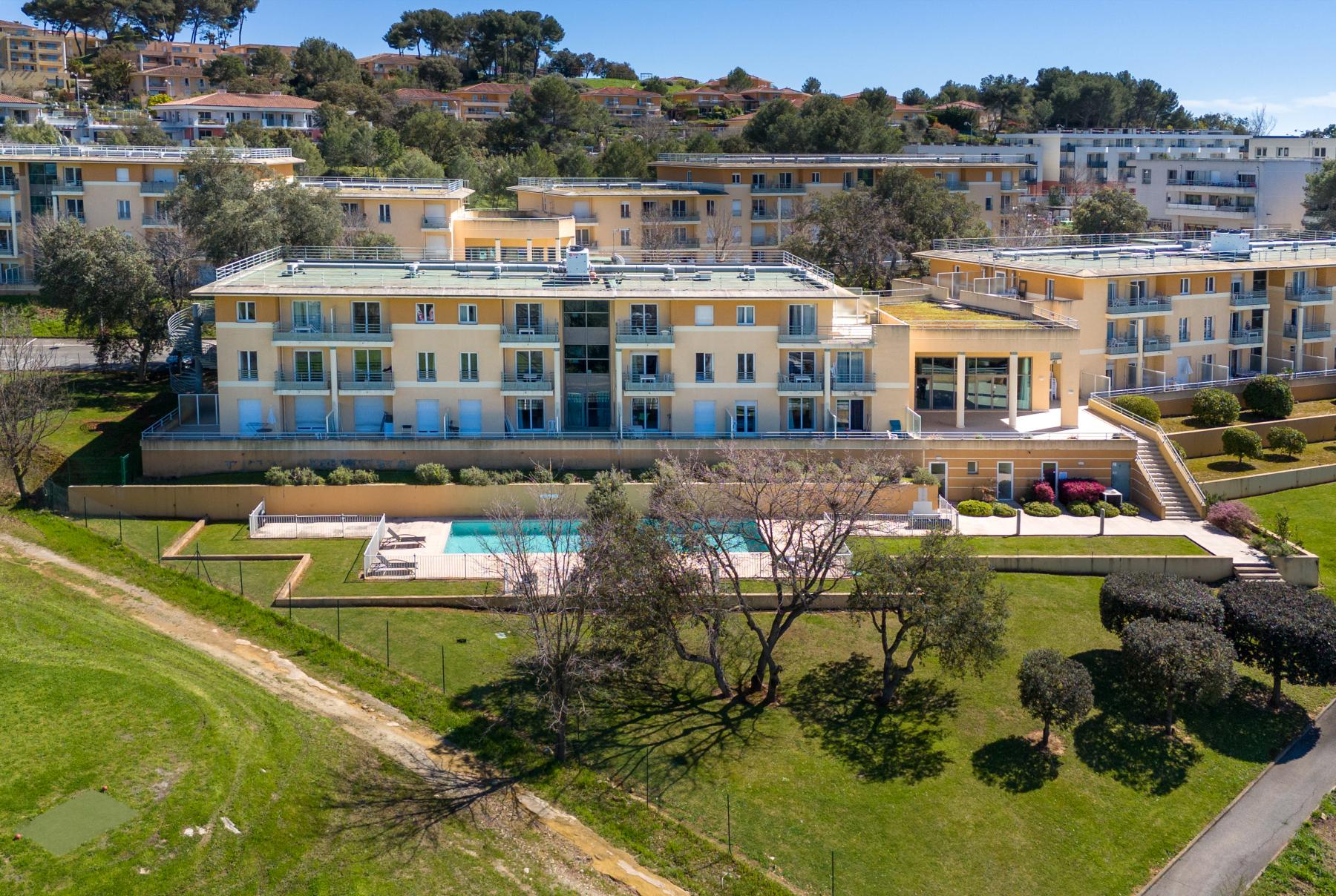 Néméa Appart'Hôtel – Résidence Biot Green Side - BIOT (Alpes-Maritimes)
