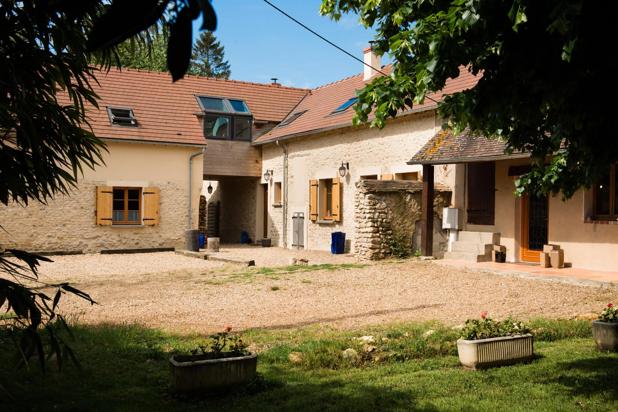 Au Bonheur des Retrouvailles - DENONVILLE (Eure-et-Loir)