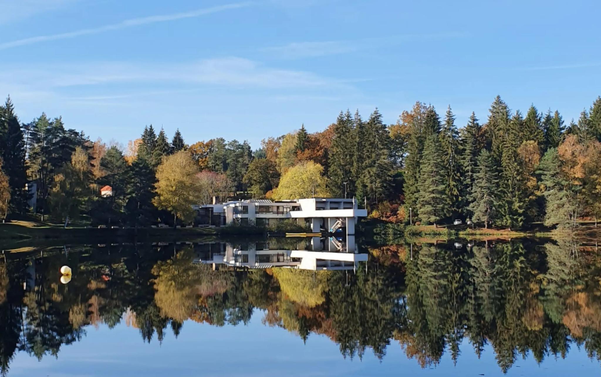 Eden Lake - ÉGLETONS (Corrèze)