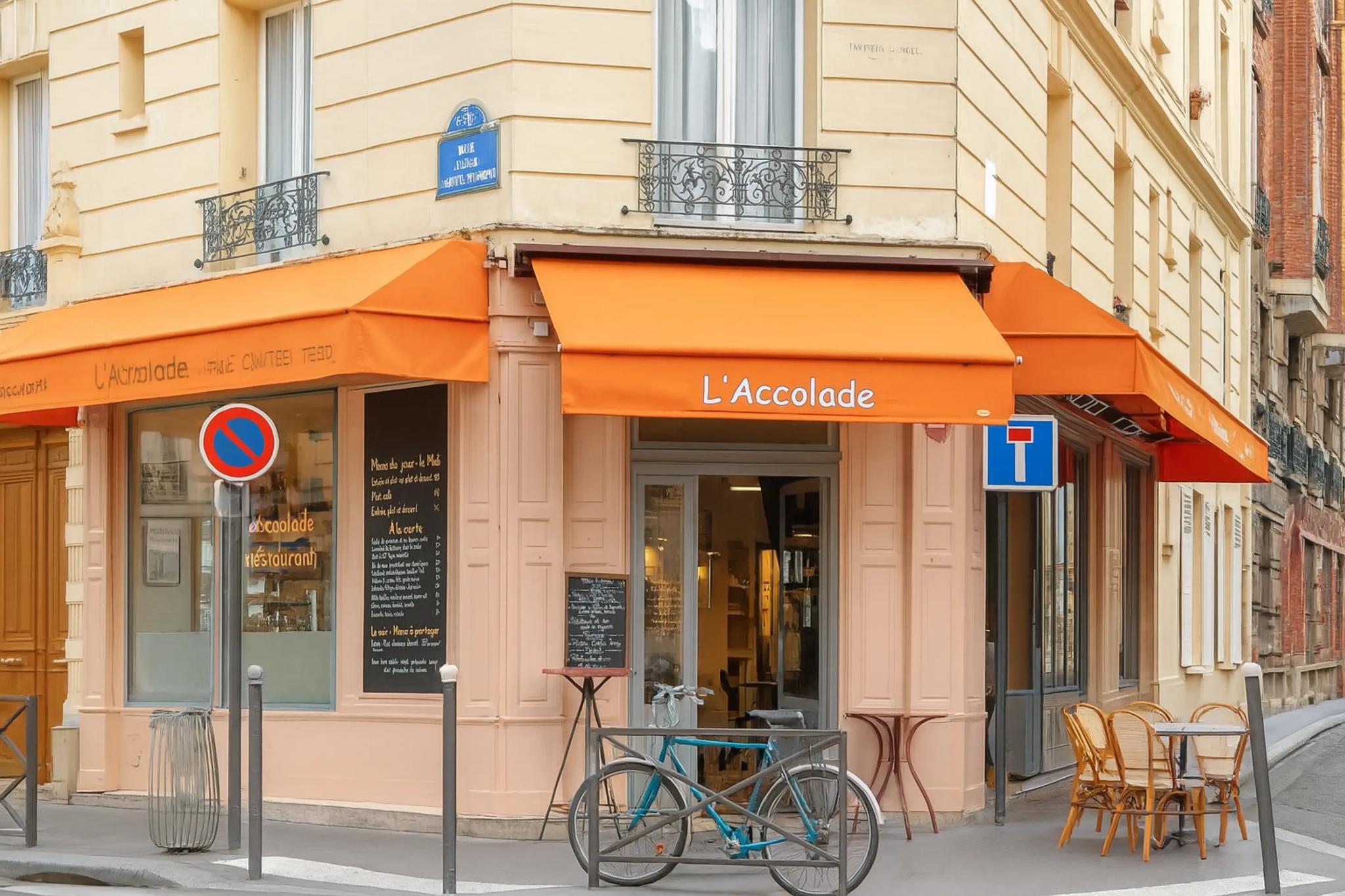 L'Accolade - Paris (Paris)