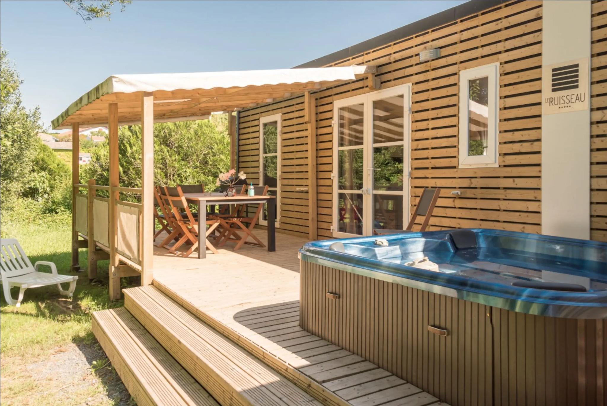 Camping Le Ruisseau des Pyrénées - Bidart (Pyrénées-Atlantiques)