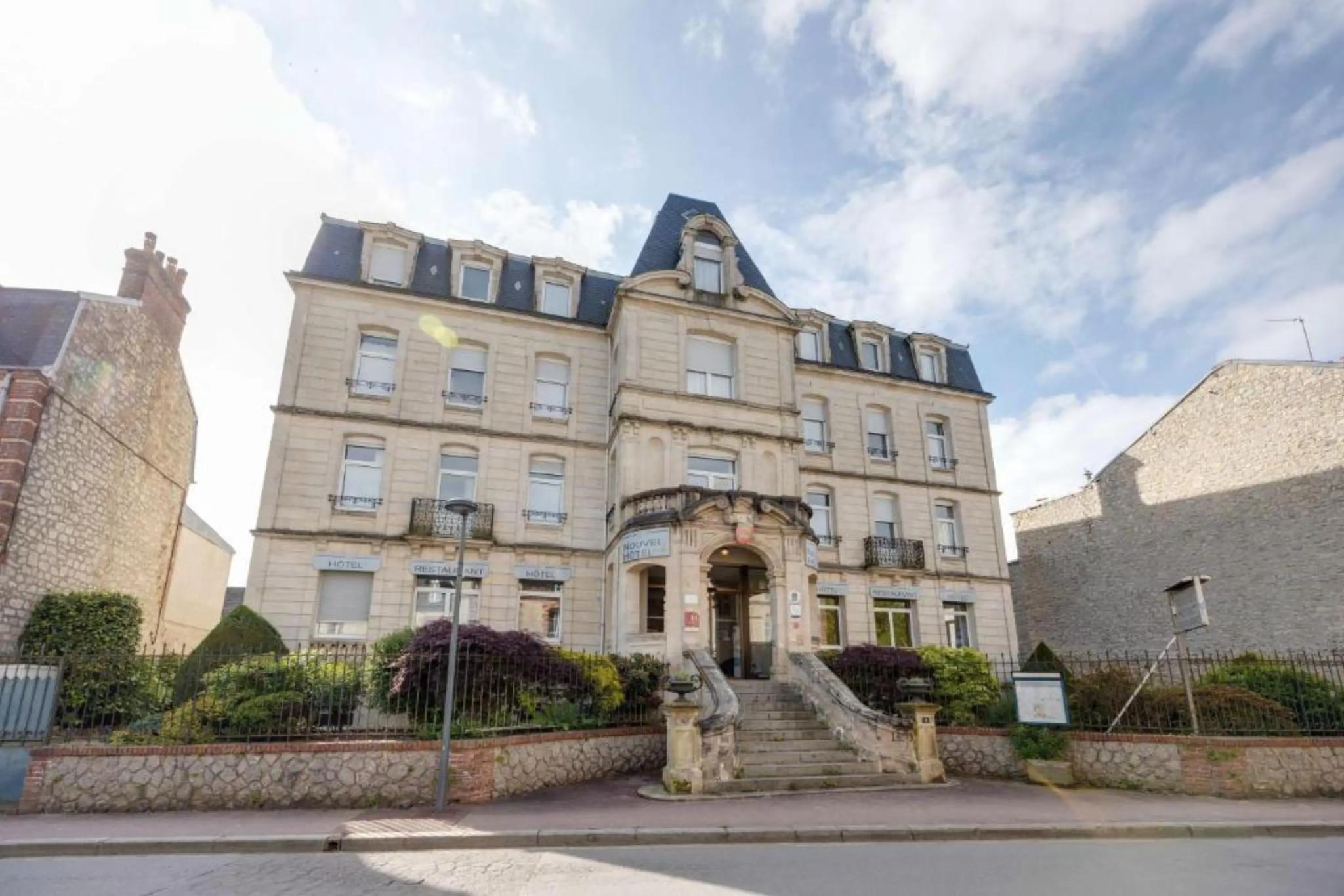 Brit Hotel Confort Bagnoles Normandie - ARGENTAN (Orne)