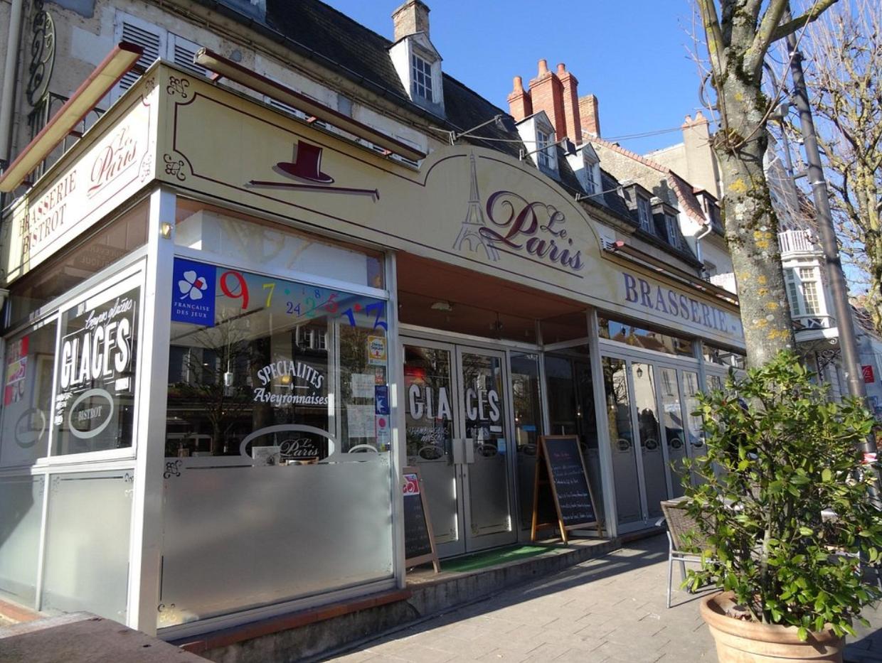 Le Paris - Cosne-Cours-sur-Loire (Nièvre)
